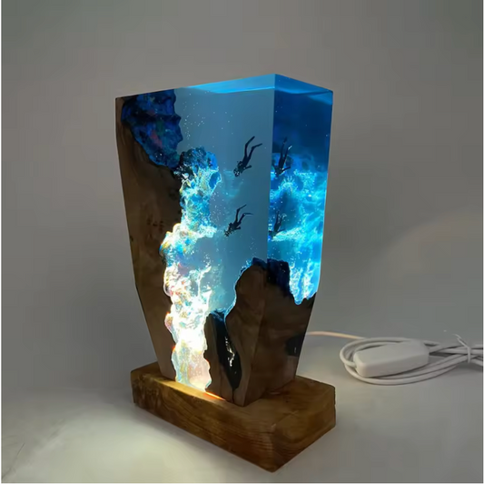 Divers Resin Lamp